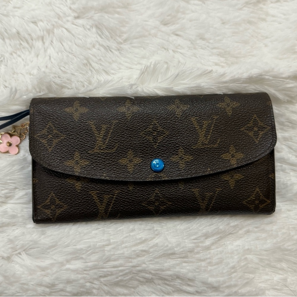 Authentic Louis Vuitton Emilie Wallet rare color